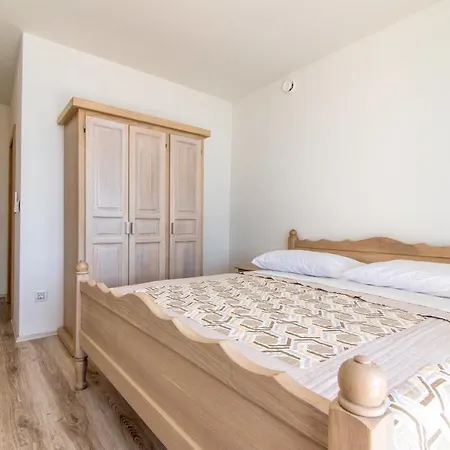 Apartments Villa Marija II Biograd Na Moru Exterior photo