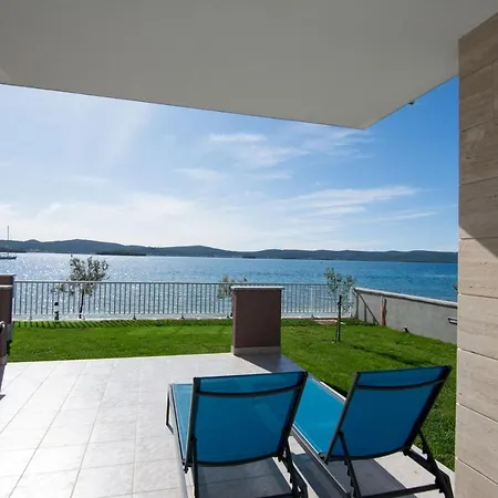 Apartments Villa Marija II Biograd Na Moru Exterior photo